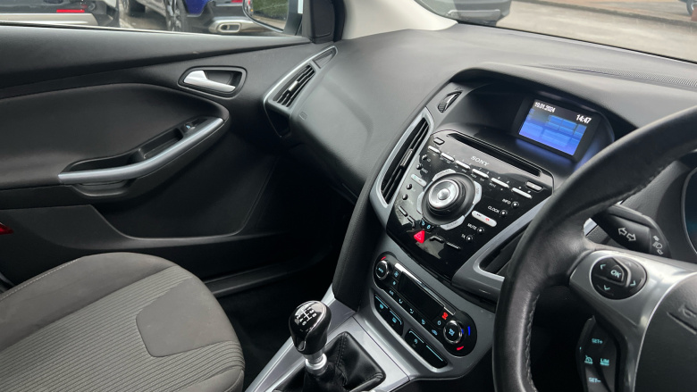 Ford Focus 1.0 125 EcoBoost Titanium 5dr Petrol Hatchback